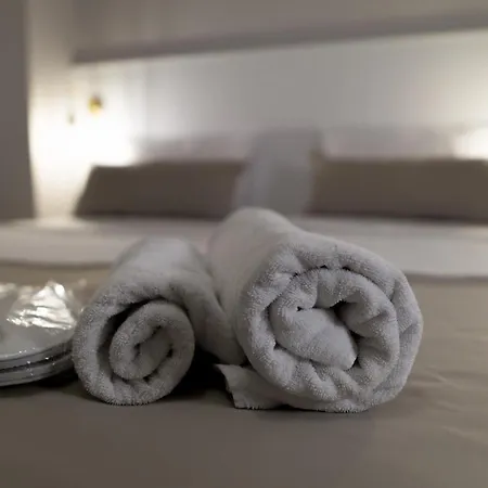 Sunset Brand New Luxury Apt With Pool & Sea View Karpatos Zewnętrze zdjęcie
