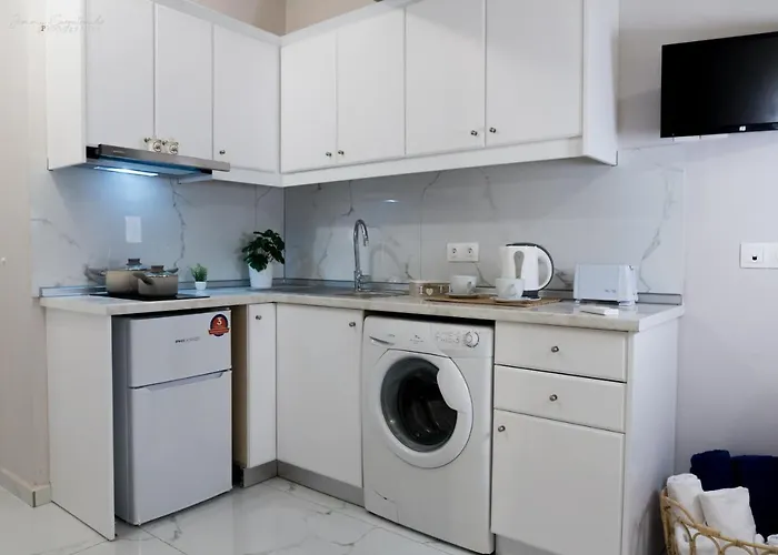 Sunset Brand New Luxury Apt With Pool & Sea View