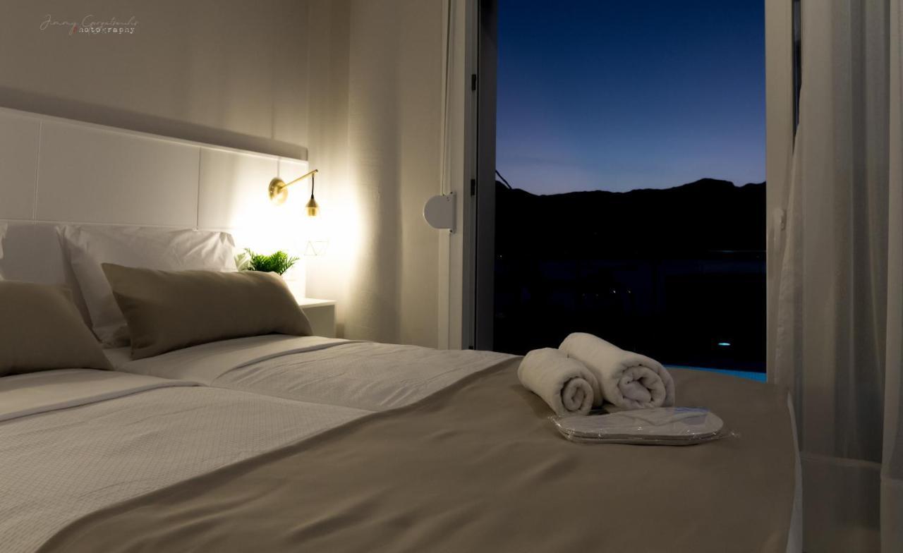 Sunset Brand New Luxury With Pool & Sea View *